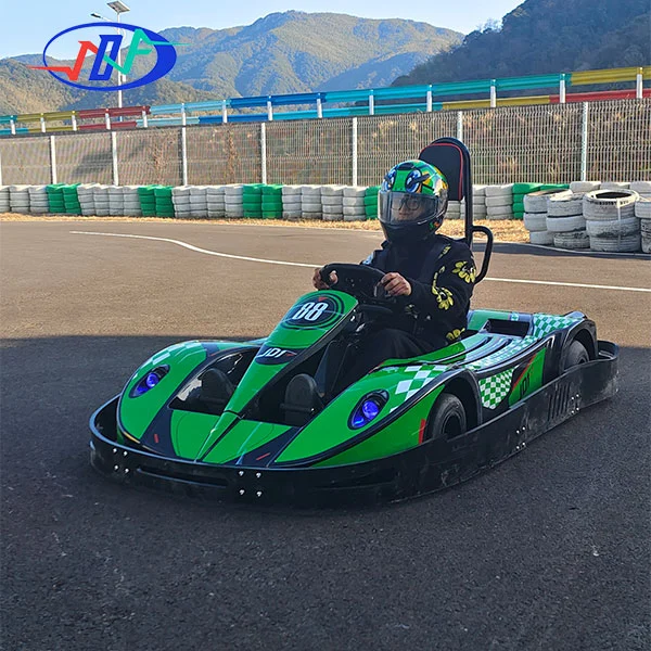 ¿Cuáles son las precauciones para impulsar el kart eléctrico para adultos?